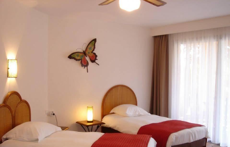 Hotel Bellerive Rasteau Buitenkant foto